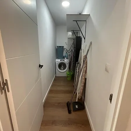 52 New Wifi 60 M2 Apartment