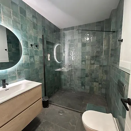 Апартаменты 52 New Wifi 60 M2 *